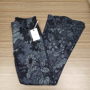 MOTHER The Doozie Sneak in Sing Me To Sleep (29" waist)